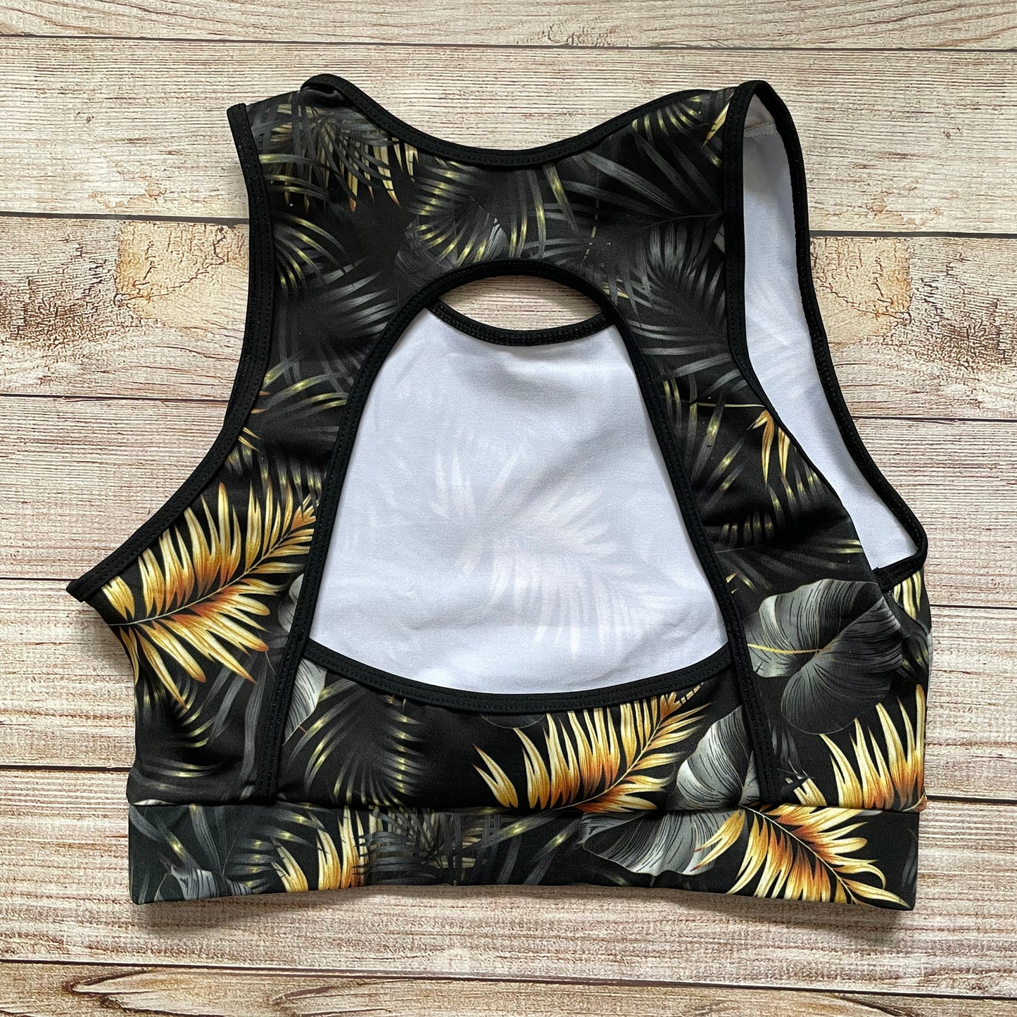 🔻SALE: TOP ESTAMPADO ESPALDA ABIERTA