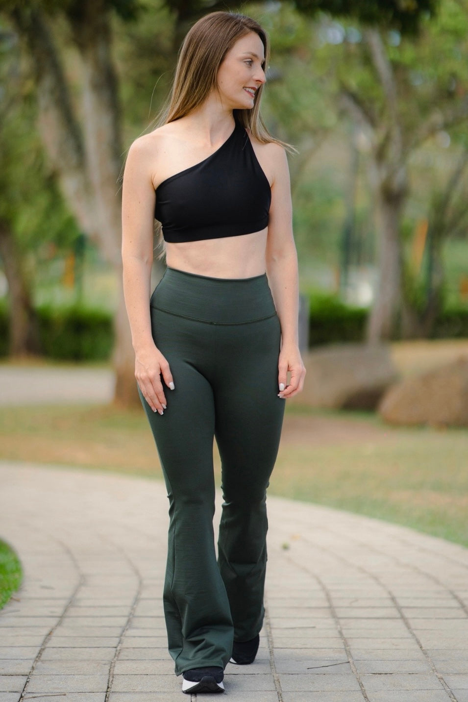 LICRA FLARE VERDE MILITAR MATE