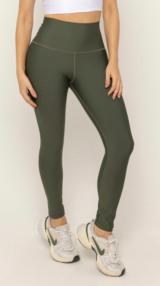 LICRA VERDE MILITAR MATE • L-XL