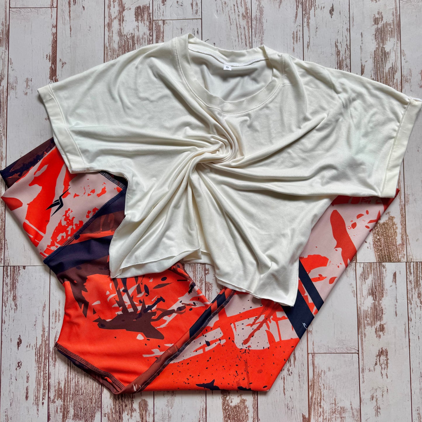 LICRA D09 + BLUSA BLANCO HUESO